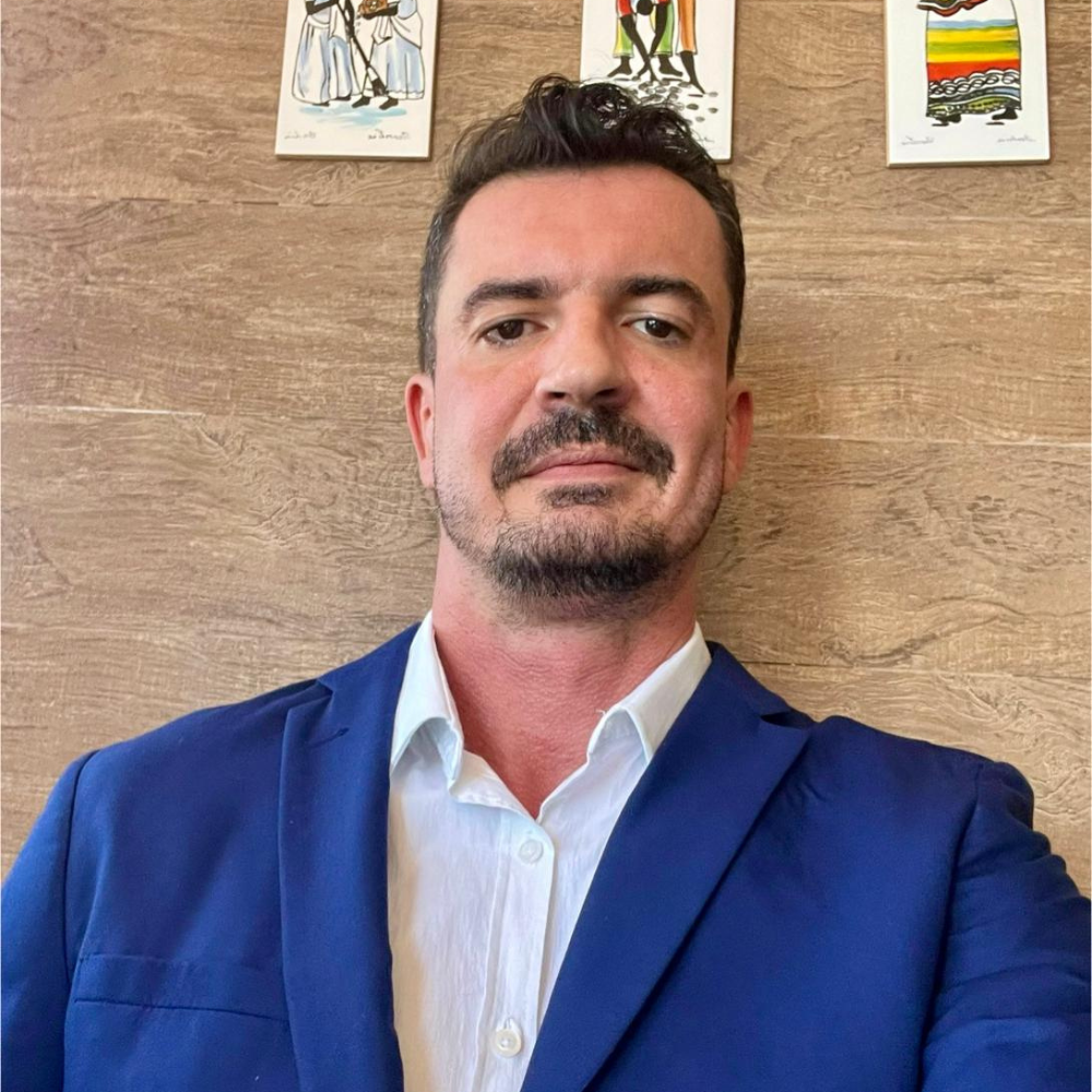 Foto de Prof. Dr. Raphael Bermal Costa
